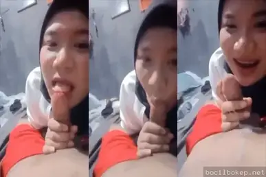 Hijab Binal Sepong Kontol Pacar Baru